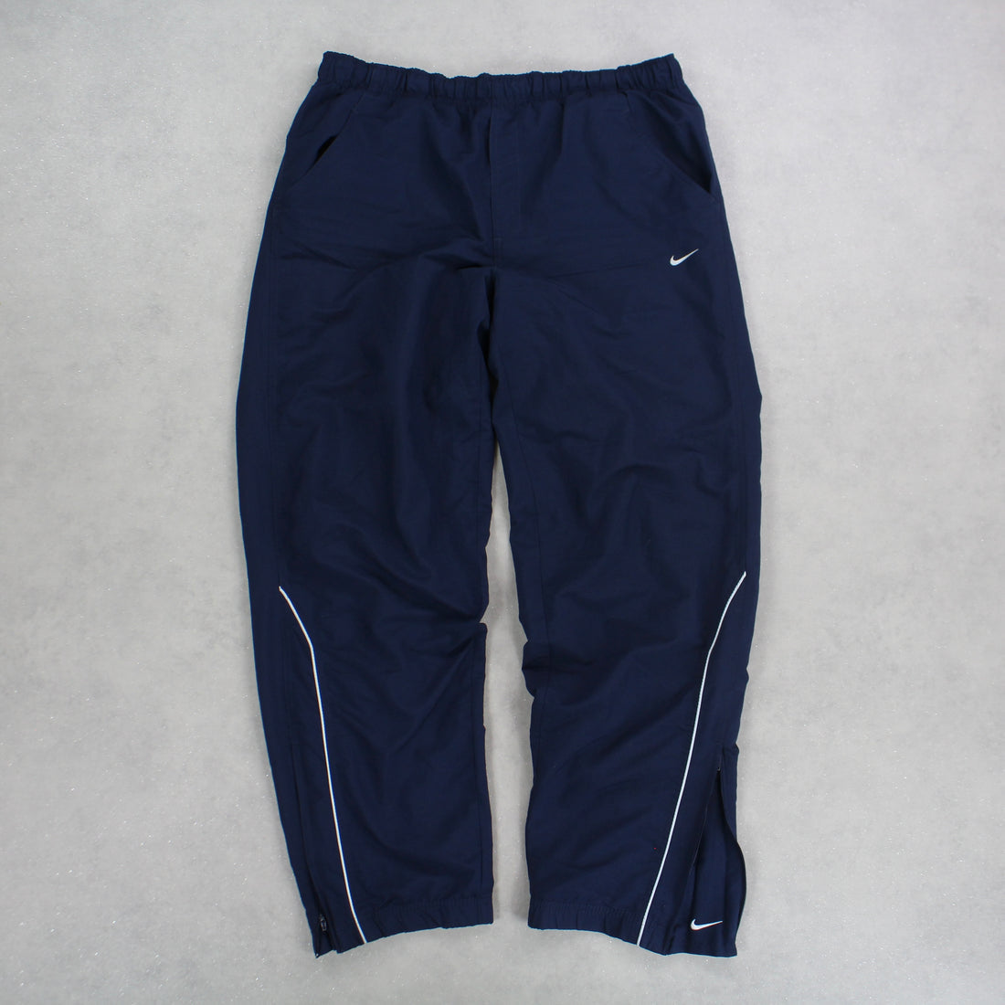 UNISEX BAGGY VINTAGE TRACKPANTS