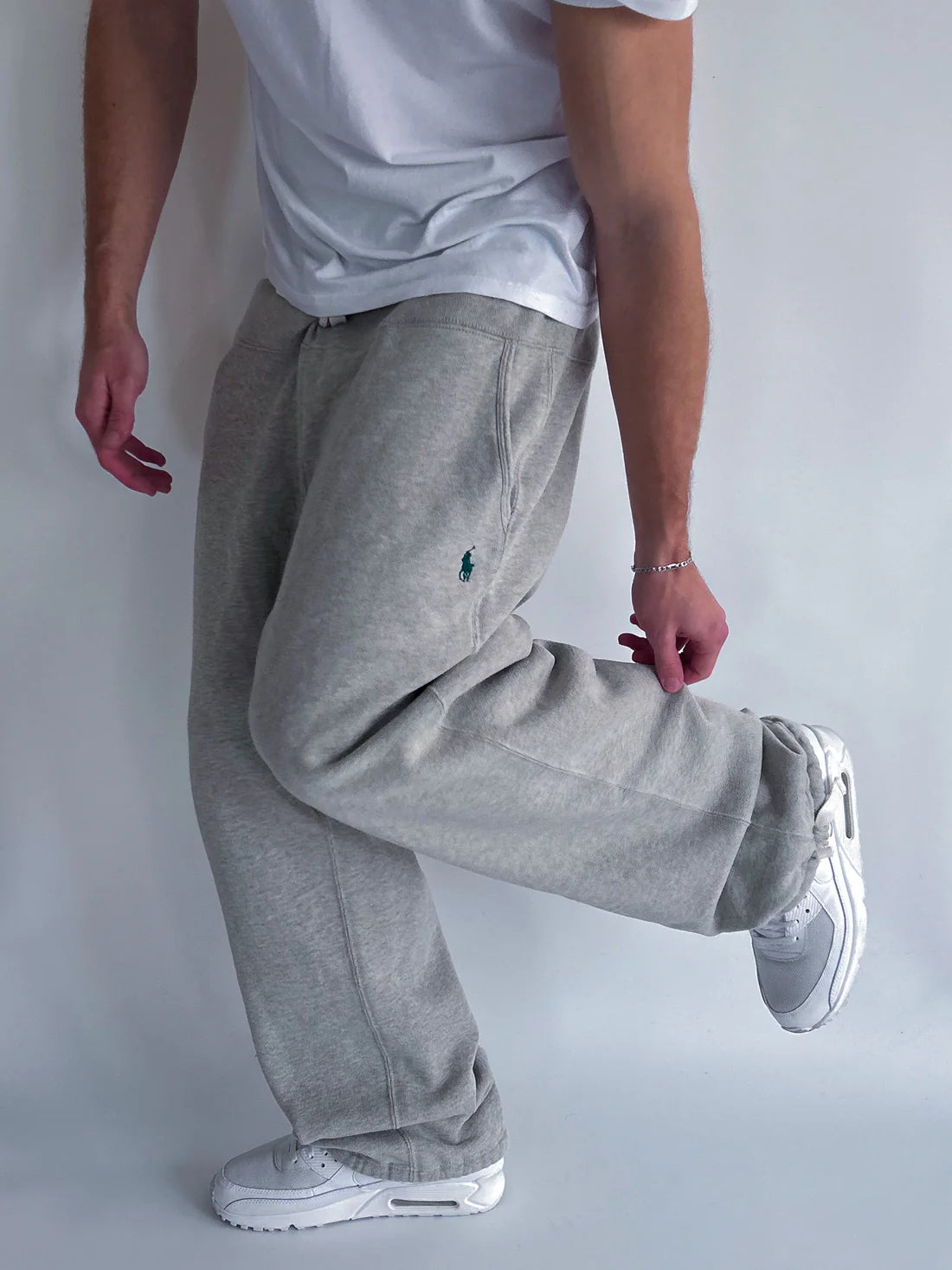 UNISEX BAGGY VINTAGE JOGGERS