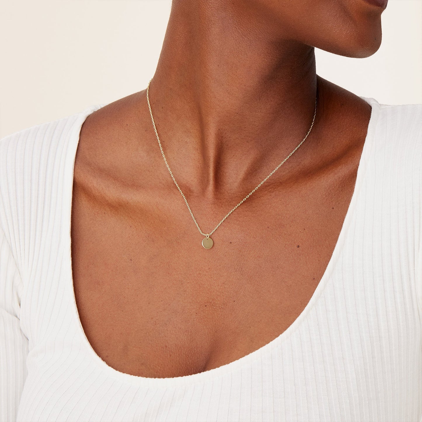 Disc Pendant Necklace