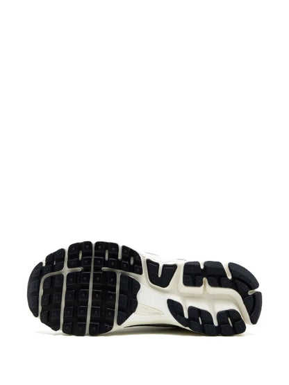 White Vomero 5 Sneakers