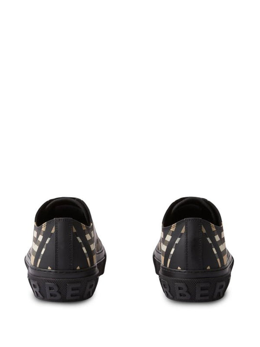 Burberry Sneakers