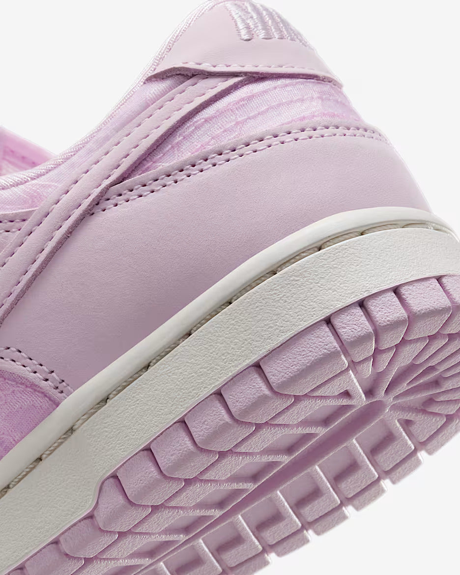 PINK AIR SNEAKERS