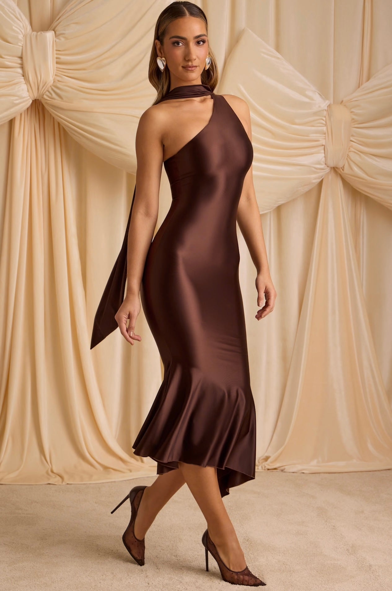 Shaya Scarf-Detail Midaxi Dress in Chocolate Brown