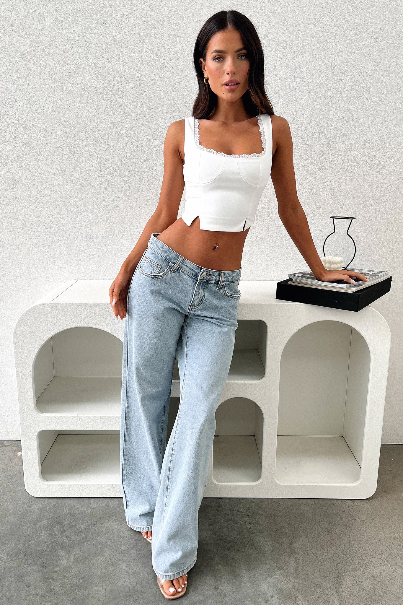 Varia Crop - White